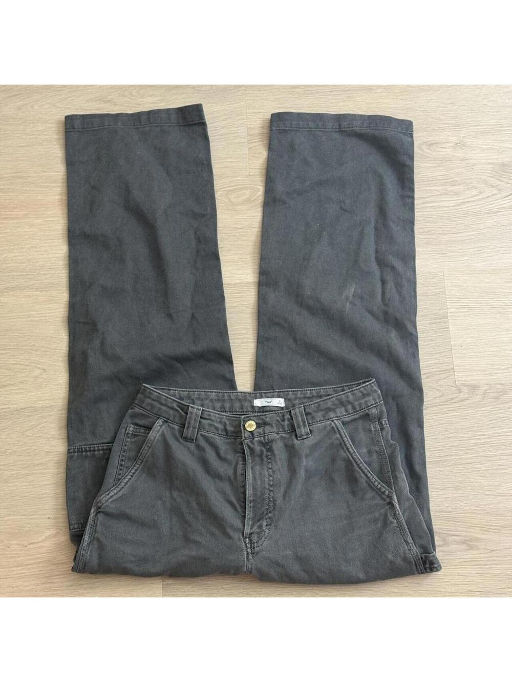 ੈ✩‧₊˚aritzia tna grey cargo denim straight leg jeans